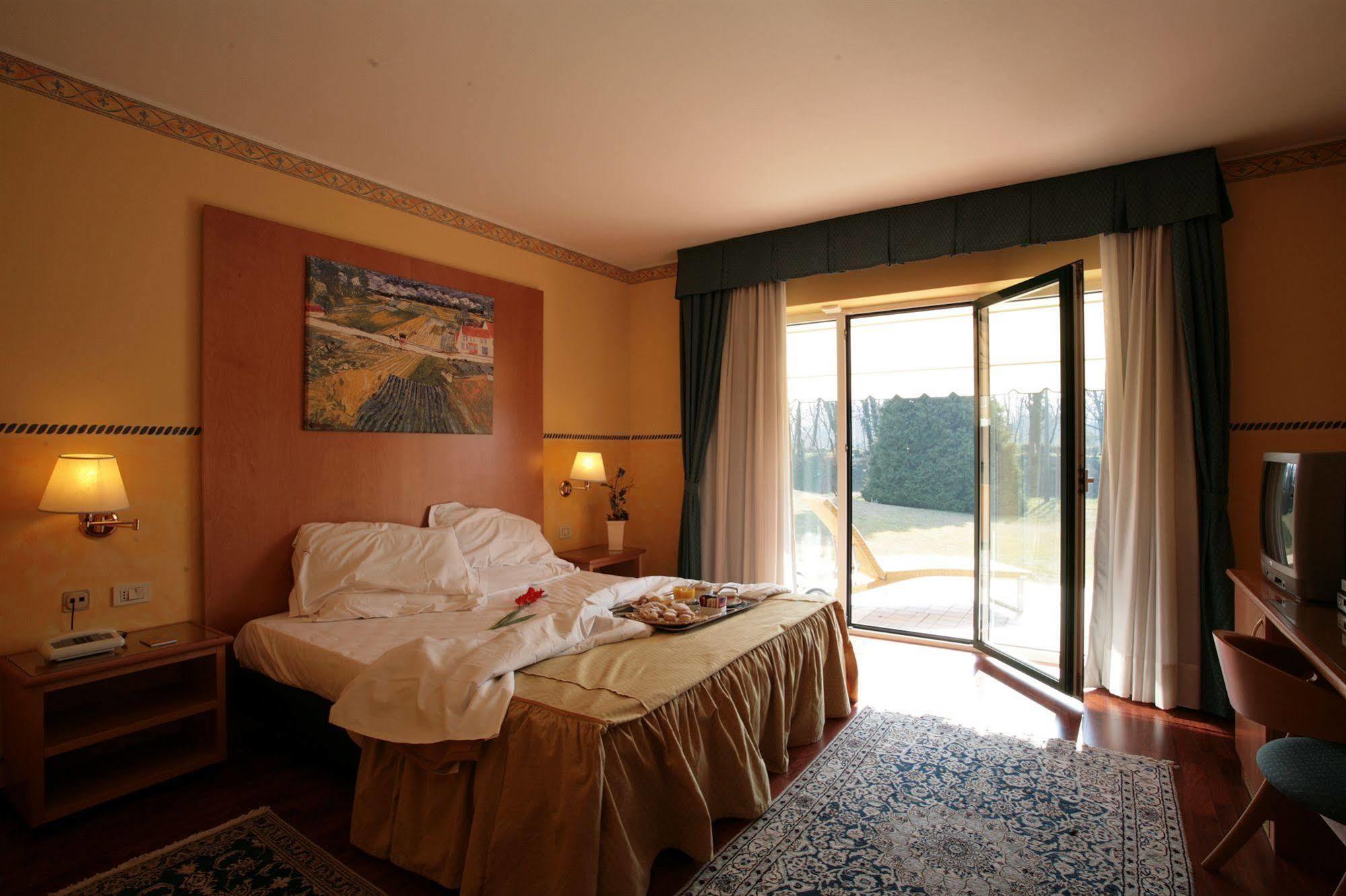 Hotel Al Ponte Gradisca d'Isonzo Eksteriør billede